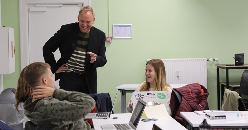 DIS Faculty Perspective: U.S.-European Relations after the Election Martin Rasmussen Teaching